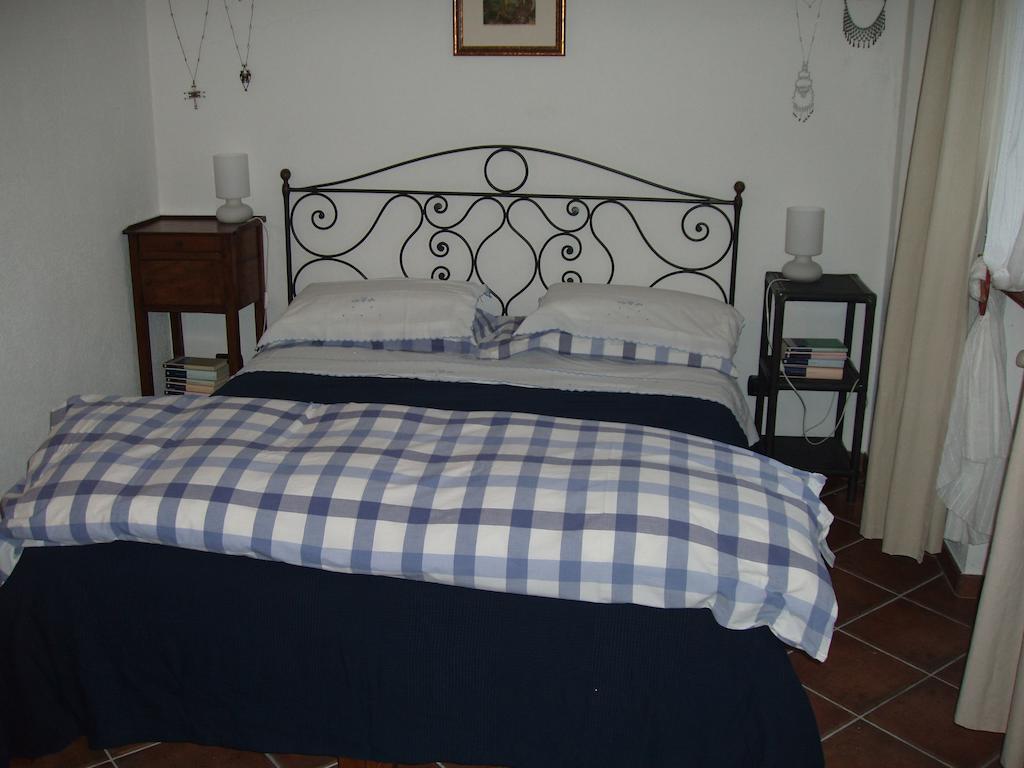 Bed and Breakfast Cascina Nel Bosco Moncucco Torinese Номер фото